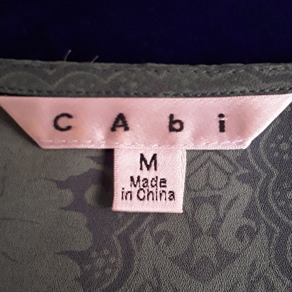 CAbi Envy Top Style #597 - Size Medium - Picture 4 of 6